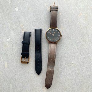 Cluse Watch with changeable straps